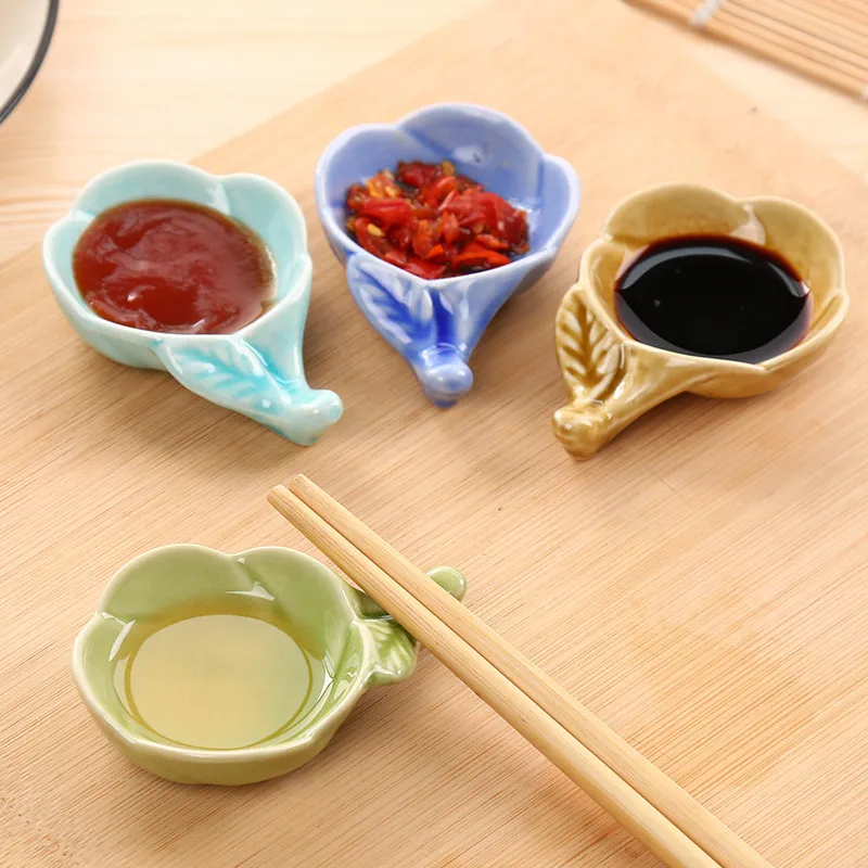 

2019 Limited Rushed Glazed Plum Flower Leaf Chopstick Rack Condiment Dish Ceramic Small Kitchen Soy Sauce Vinegar Tableware