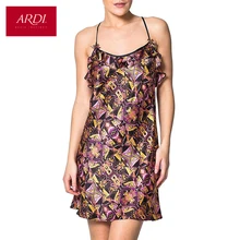 Великолепная шелковая R1254-42 с полуприталенным силуэтом