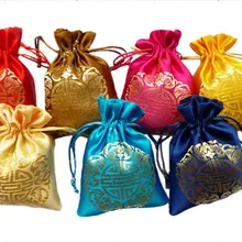 Дешевые Счастливый маленький мешочек для ювелирных украшений с завязкой китайский стиль шелковой парчи Свадебная вечеринка конфеты пользу сумка Подарочная упаковка пакеты 100 шт./l