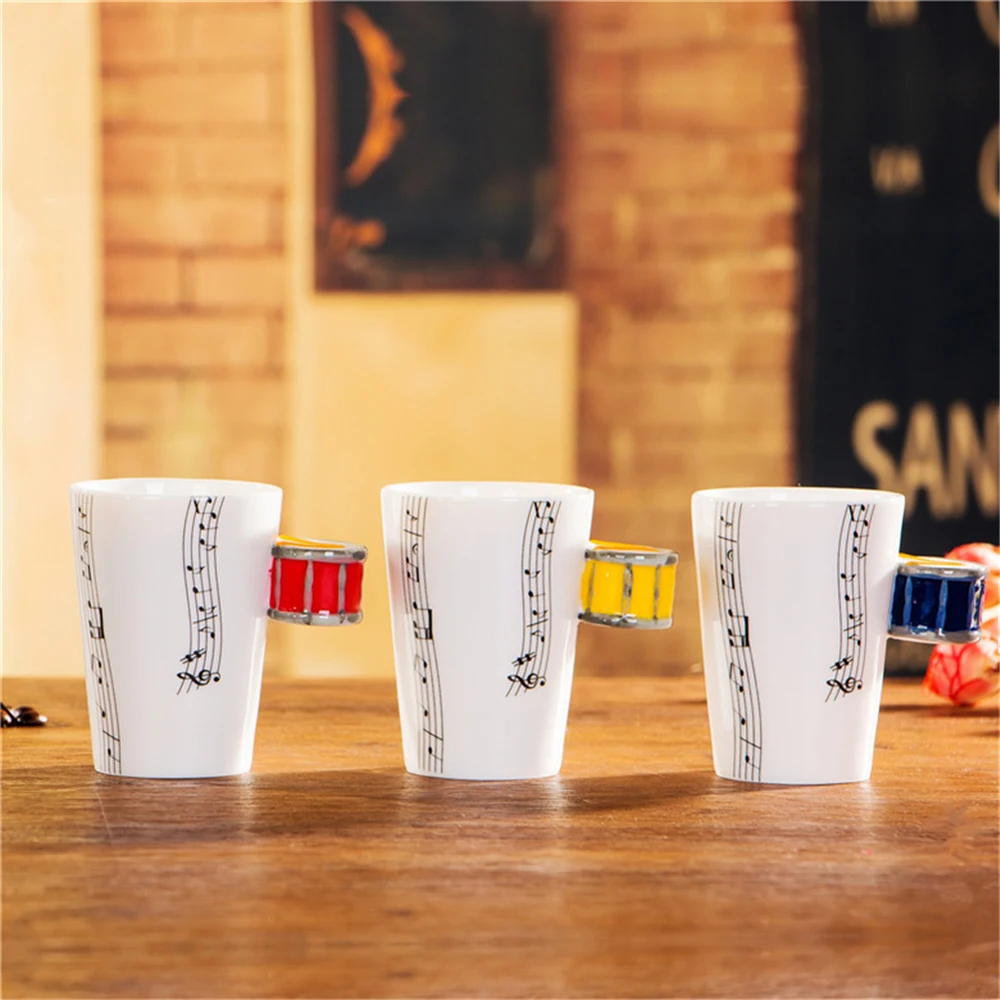 mugs00012-17