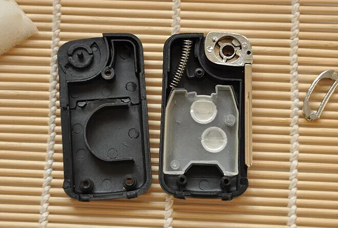Peugeot 307 Modified Remote Key Shell 2 Button HU83 (9)