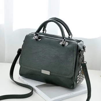 

Famous Brand Rivet Pu leather Shoulder Bags Designer Luxury Handbags High Quality Vintage Large Casual Tote Bag bolsa feminina