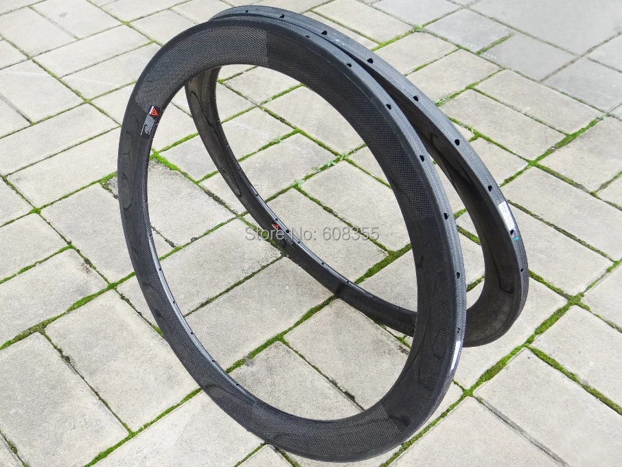 FLX-RIM-T06 : Carbon Glossy Cycling road bike 700c Tubular  wheel rim 60mm  ( Basalt Brake Side )