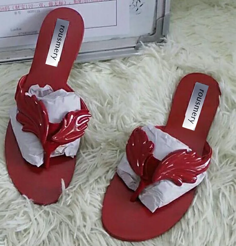 Summer Hot Selling Women Leafs Design Clip Toe Flat Sandals Red Gold Silver Blue Flat Flip Flops Comfortable Ladies Shoes