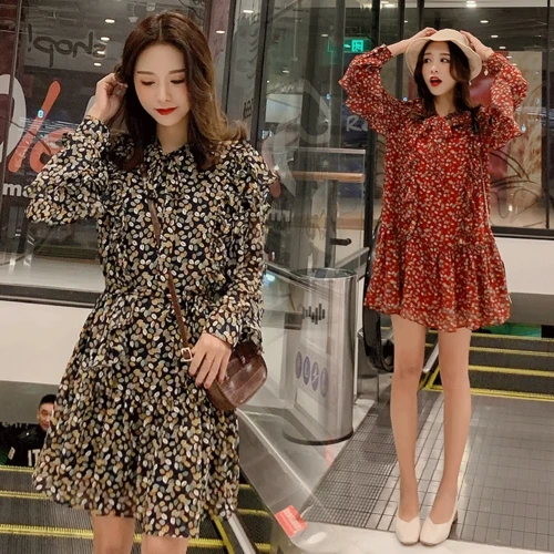 

2019 New Arrival Gmpwat Vintage Leaves Print Ruffles Mini Empire Stand Collar Spring Dress Red Black Plus Size Chiffon