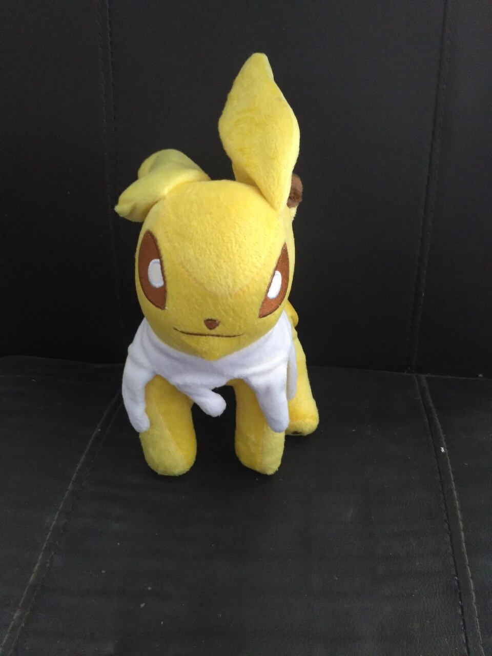 jolteon plushie