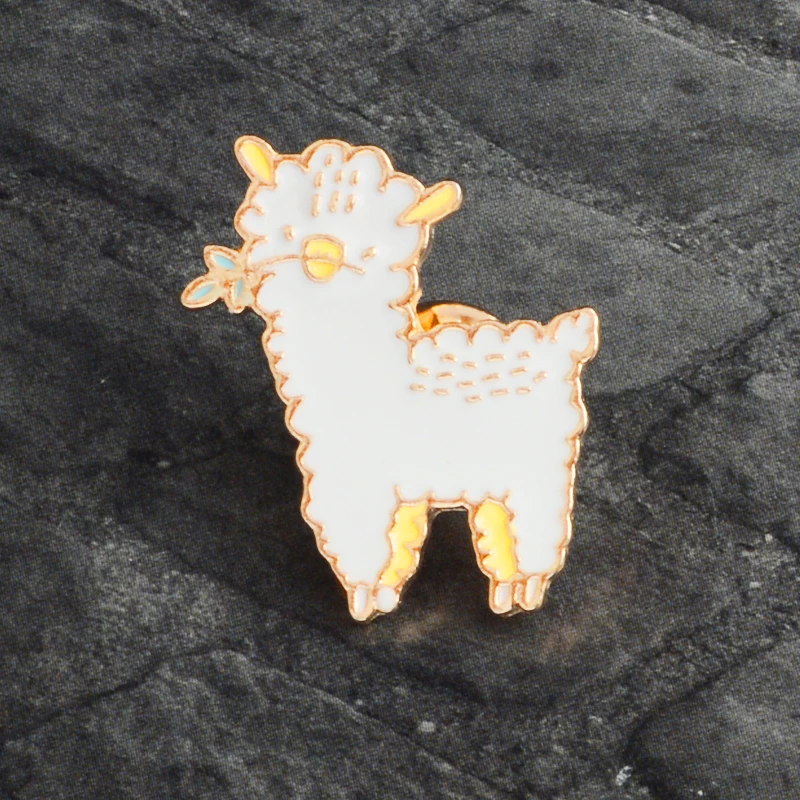 Alpaca-Pecore-Smalto-Spille-Animale-Del-Fumetto-Distintivo-Spilla-In-Metallo-per-le-Donne-Degli-Uomini