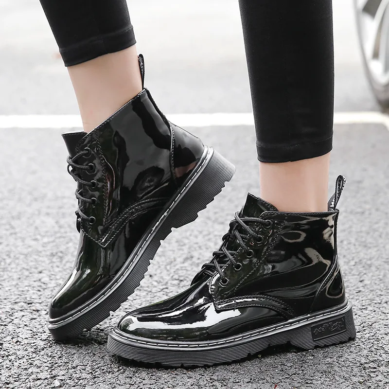 

2018 Big-size women Martin boots Casual shoes thick heels boots Fall black