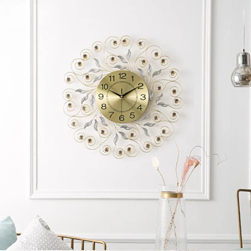 

Watch and Clock Creative European Home Crystal Diamond Simple Quiet Living Room Wrought Iron Wall Clock Living Room Wall Clocks