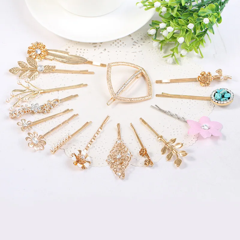 Mini Hijab Pins Brooches  Designs Wholesale Crystal Random delivery