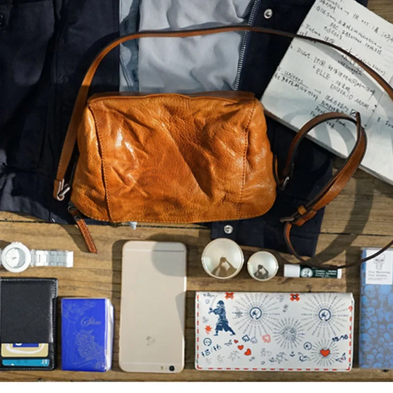 AETOO Leather literary Sen retro shawl back to the old small bag handbags handmade leather simple shoulder small dumplings