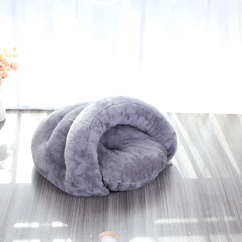 Winter-Autumn-Cotton-Pet-Dog-Cat-Bed-Warm-Cat-Sleeping-Bag-Soft-Comfortable-Velvet-Bed-Nest-High-Quality-Little-Pet-Cat-Dog-House-Kennel-Pets-Products- (18)