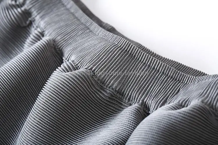 Бесплатная доставка Miyake моды раза лаконичные линии современный дизайн зубочистки штраф косу плиссированные Штаны в наличии