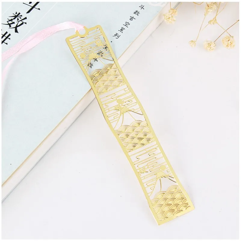 50 шт Свадебные сувениры металлические золотистые Закладки Детские подарки на день рождения Цветок сакуры Кот кролик полые закладки для книг - Цвет: fujiyama
