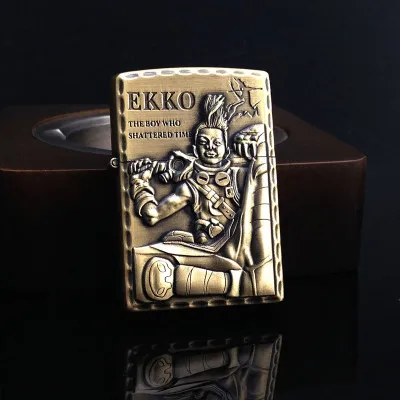 Металлическая керосиновая зажигалка, фигурка героя, бронзовая фигурка, узор с тиснением. Креативные зажигалки, аксессуары для сигарет - Цвет: Золотой