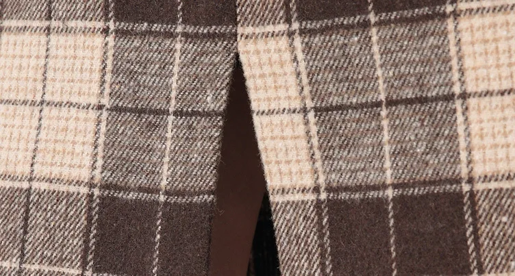  (4)