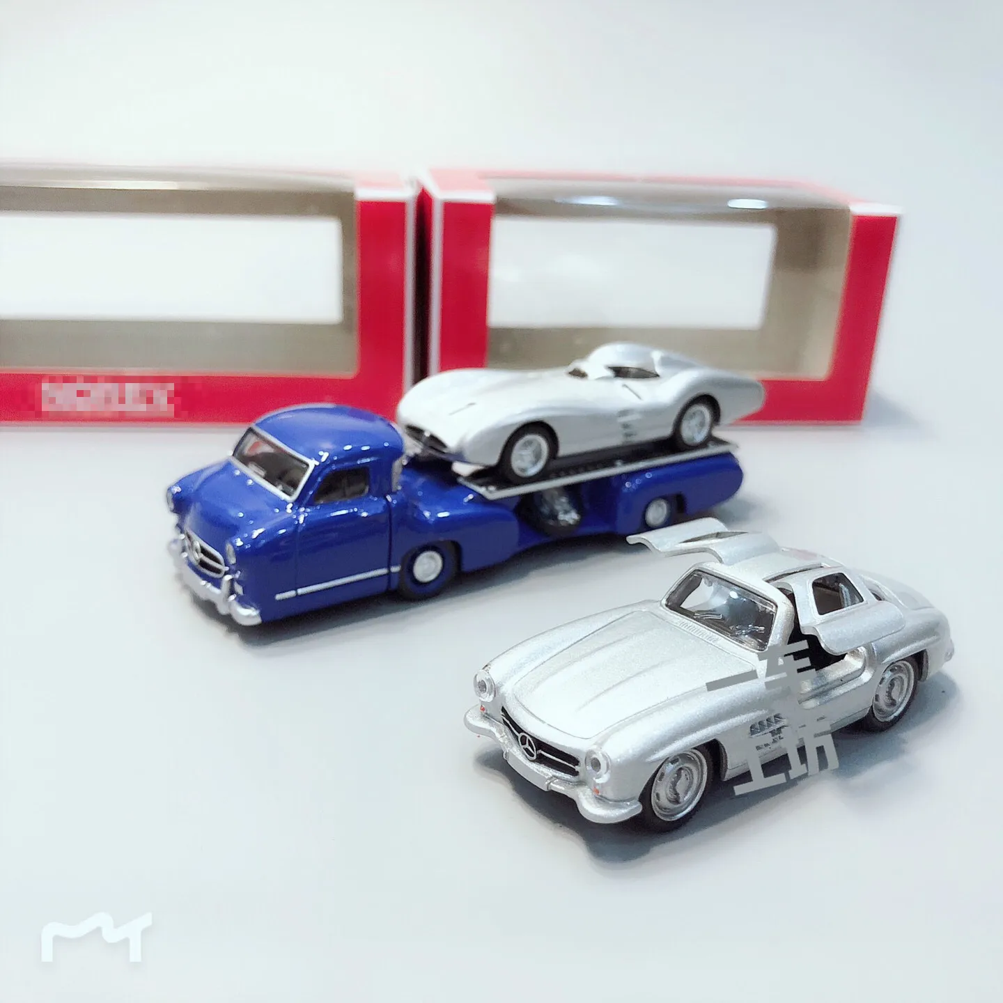 1/64 Norev синий чудо Benz Серебряная Стрела 300sl транспортное средство прицеп Запуск винтажный автомобиль Костюм сплав авто салон девушки