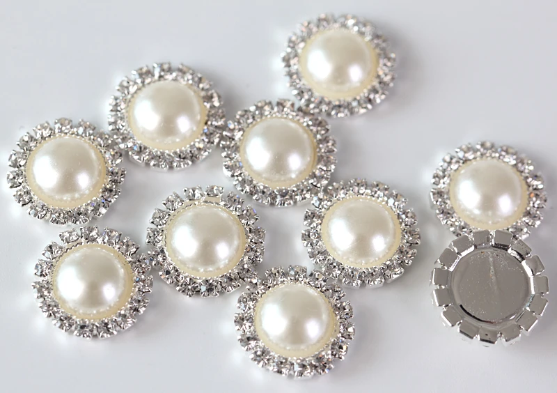 Billow Half Round Pearls (32)