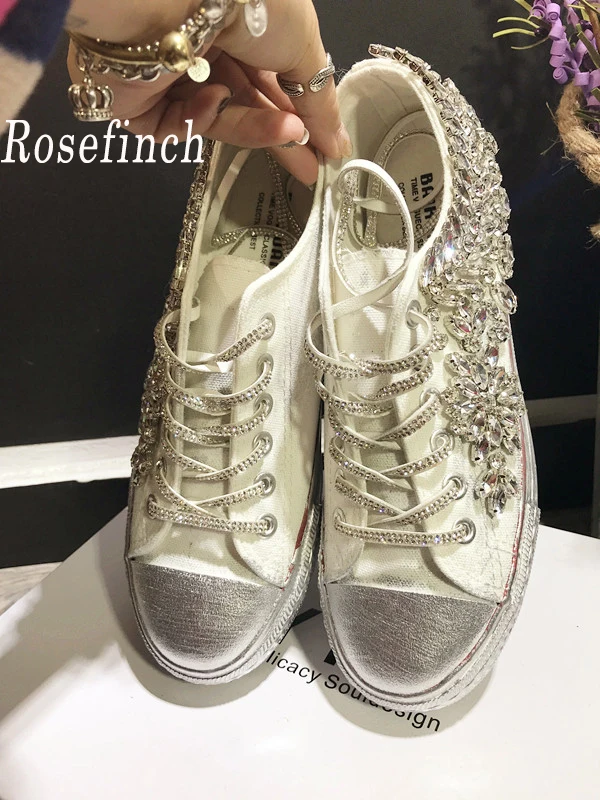 

Rhinestone Canvas Shoe Girls Women Handmade Personalized Three-dimensional Sequins Creative Fashion White Crystal Sneakers WK154