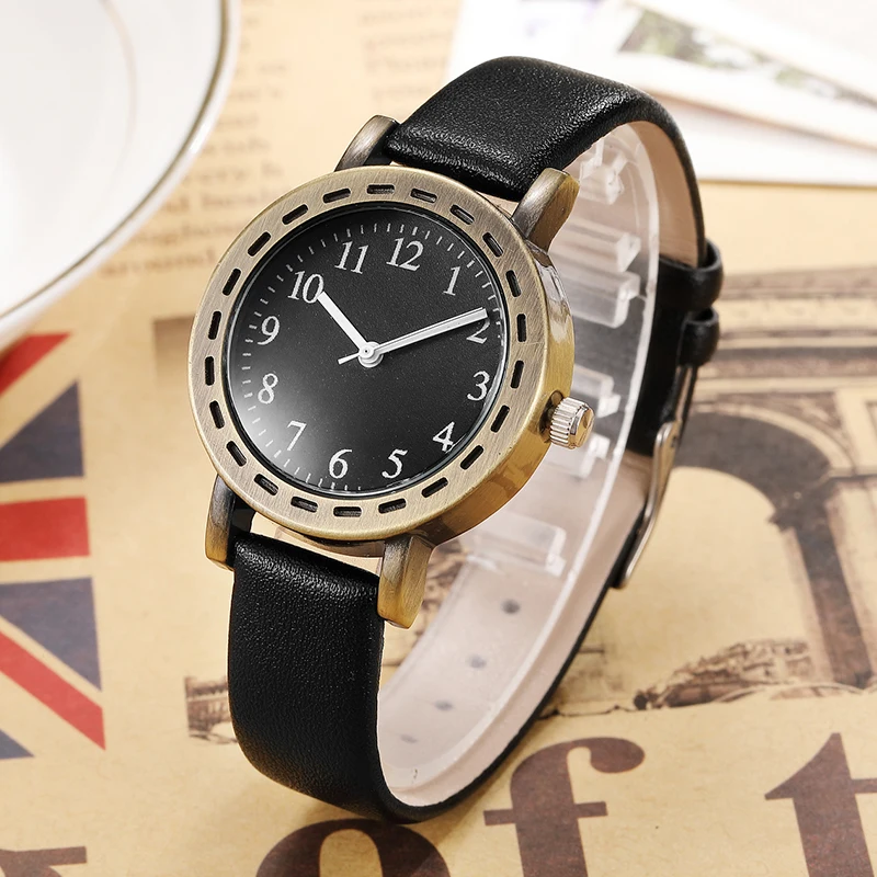 Fashion Retro Style Women Watch Bronze Sculpture Dial White Leather