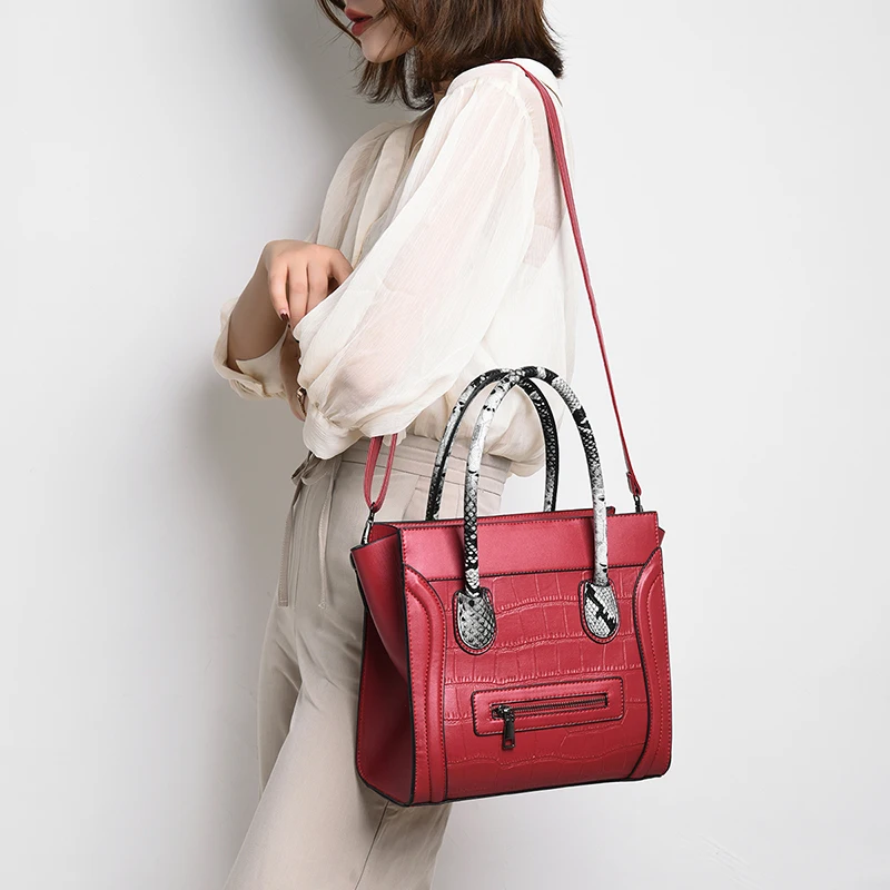 Модная женская сумка со смайликом и летучей мышью, роскошная женская сумка, дизайн, высокое качество, женские сумки на плечо, Прямая поставка, классический дизайн