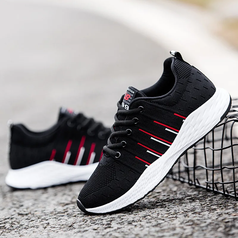 

The new spring and autumn period men sport casual shoes fly netting shoes non-skid joker men's shoes