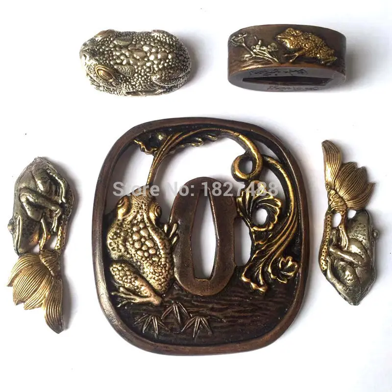 A Suit Of Tsuba Лягушка тема высокое качество латунь гвардии для японские мечи вакидзаси самурайский меч катана Танто Tsuba++ FUCHI+ КАШИРА+ MENUKI - Цвет: A Suit Of Tsuba
