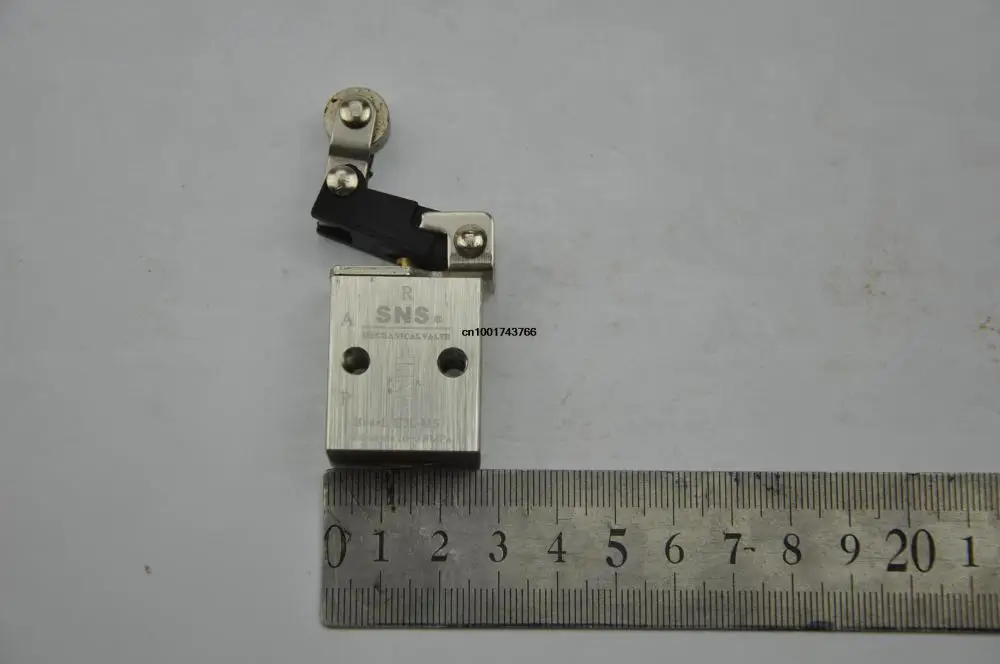 

free shipping SNS mechanical valve pneumatic components rapture S3L-M5 S3L-06 two -way cam