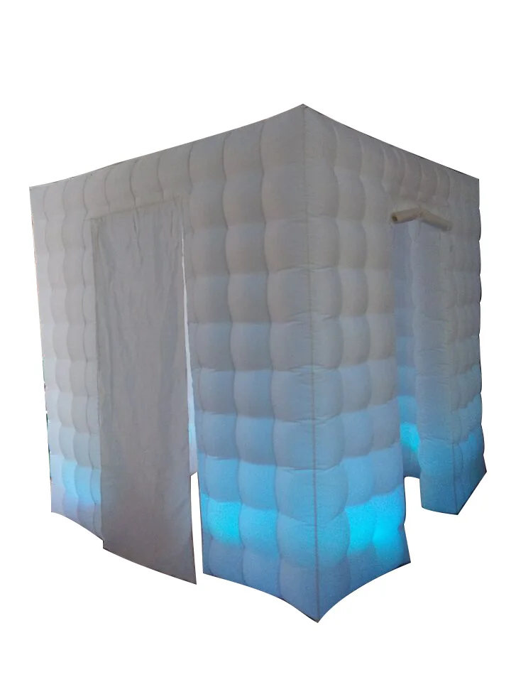 2 doors cube with strip bottom