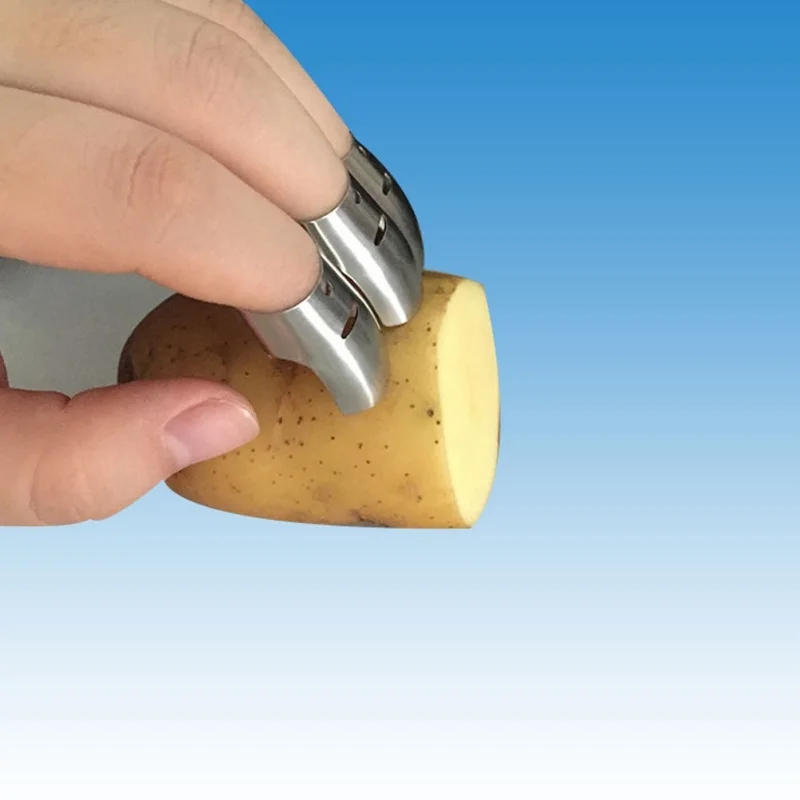 

4pcs/set Adjustable Stainless Steel Finger Hand Guard Finger Protector Knife Slice Chop Safe Slice Cooking Tools TQ