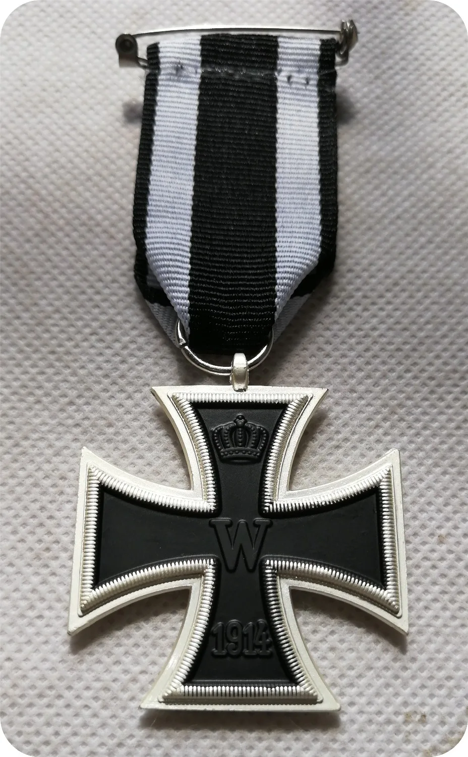 

Germany 1914 Iron Cross 2nd Class with Ribbon World War I Military Decoration Deutschland Eisernes Kreuz II. Klasse EK2