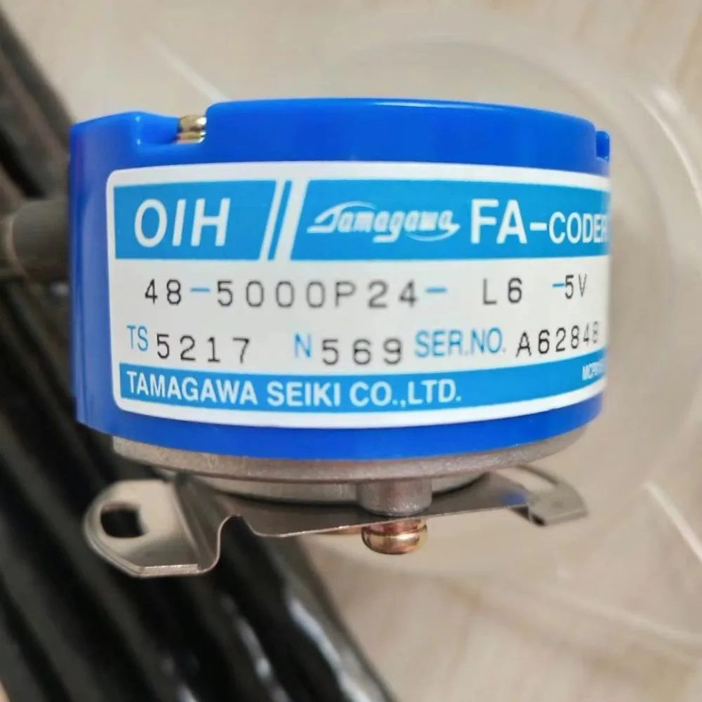 

BRAND NEW ORIGINAL TS5217N530 Rotary Encoder OIH 48-5000P8-L6-5V