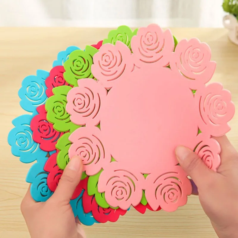 

Cup Mat Silicone Coaster Anti-slip Coffee Tea Mats Pad Lace Flower Hollow Doilies Table Placemat Kitchen Accessories