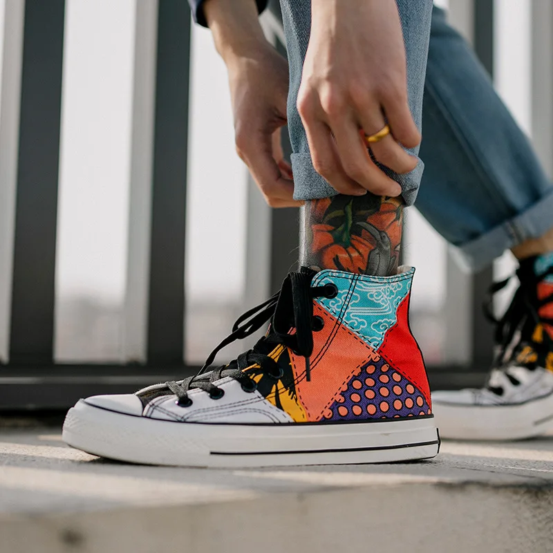 

Canvas Shoes Men Mixed Colors Cool Fashion Sneakers Vulcanized Male High Top Lacing Hip Pop Camouflage Sneakers Colorful 39-43