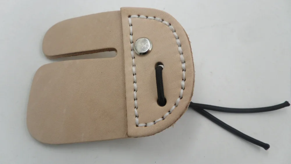 

Archery Hunting Recurve Bow Shooting Finger Protector Finger Tab for Right Hand Use
