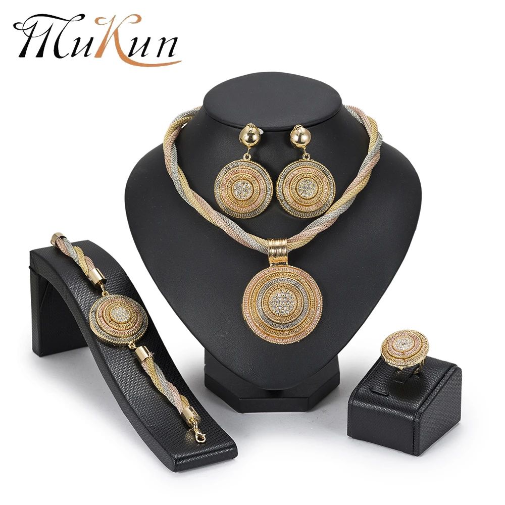 

MuKun Fashion 2018 New Dubai Gold color Jewelry Sets big Necklace Jewelry Set African Beads Yellow Golden Plated Choker Jewelry