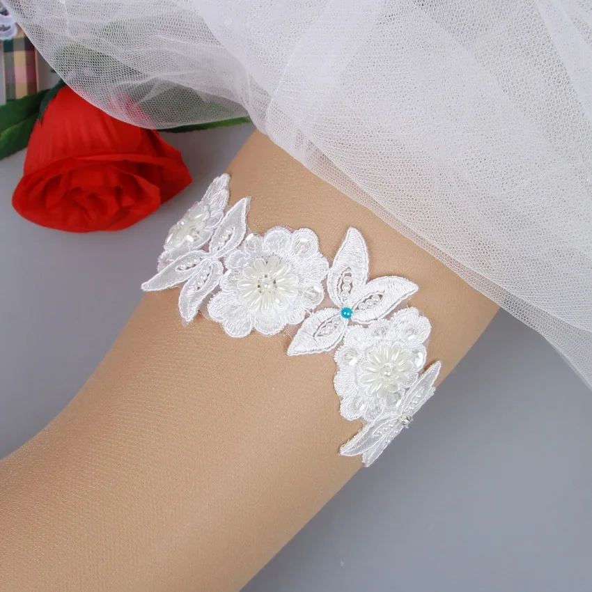 List 94+ Wallpaper Who Buys The Garter Belt For The Bride Stunning