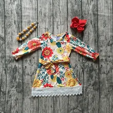 Новая осенне-зимняя одежда для маленьких девочек детское платье с цветочным принтом и кружевным поясом хлопковая модная одежда с рюшами вспомогательное оборудование