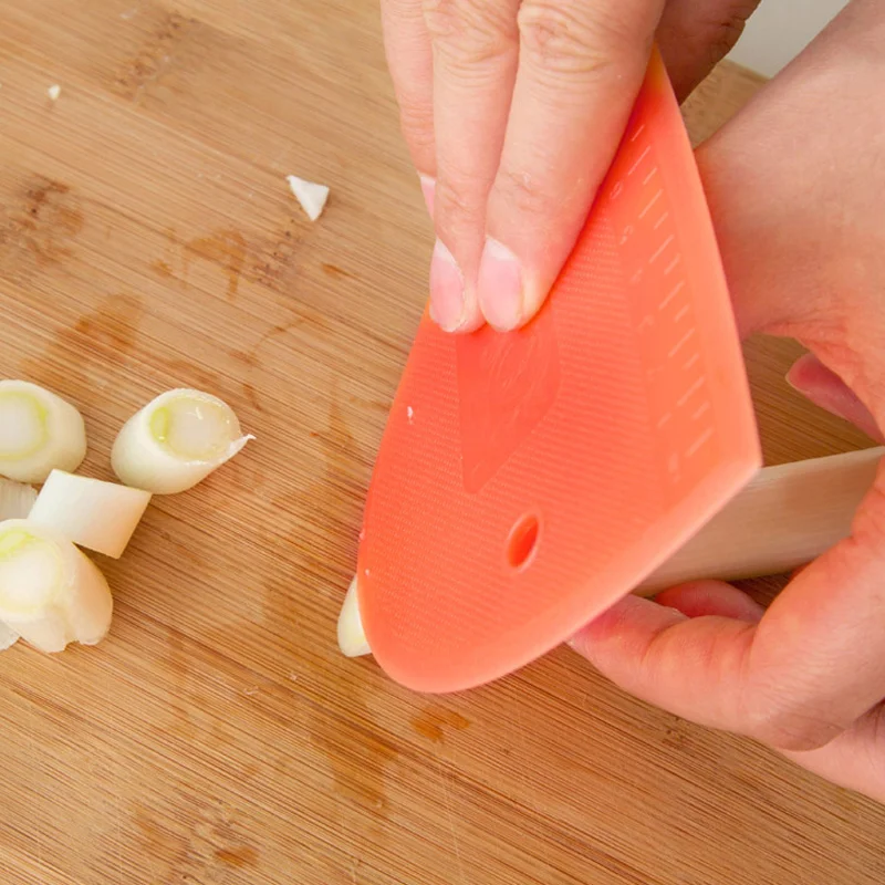 TUUTH Cake Smooth Cream Spatula Baking Pastry Tools Dough Scraper Kitchen Butter Knife Plastic Cake Cutter2