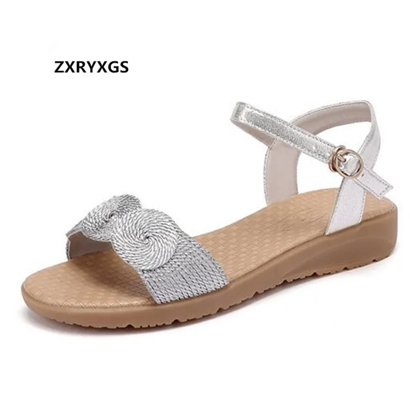 

2019 new open toe summer women's sandals flat non-slip large size mother pregnant women shoes real leather shoes casual sandals