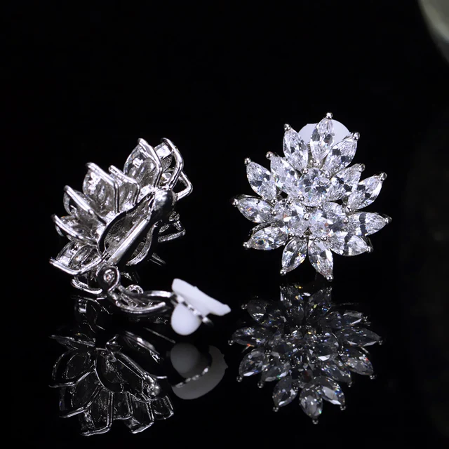 Cubic Zirconia Crystal Flower Shape Stunning Earrings