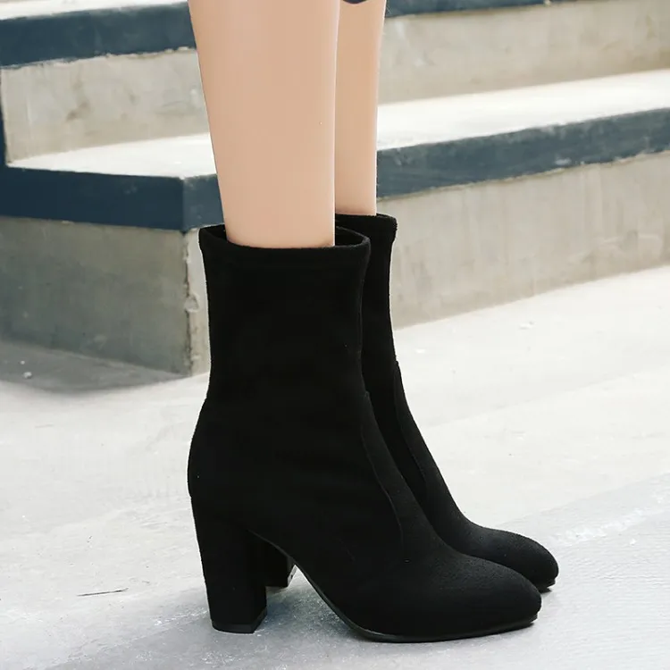 

Big Size 11 12 13 Euro-American fashion of pointed, thick-heeled boots with mid-boots