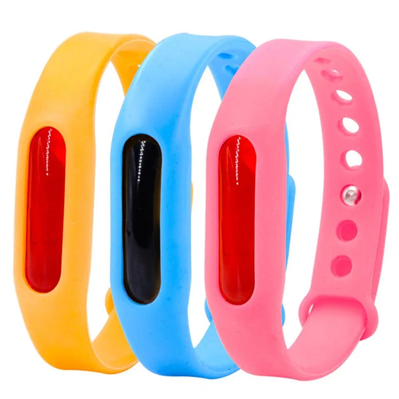 8926097876_1080079621