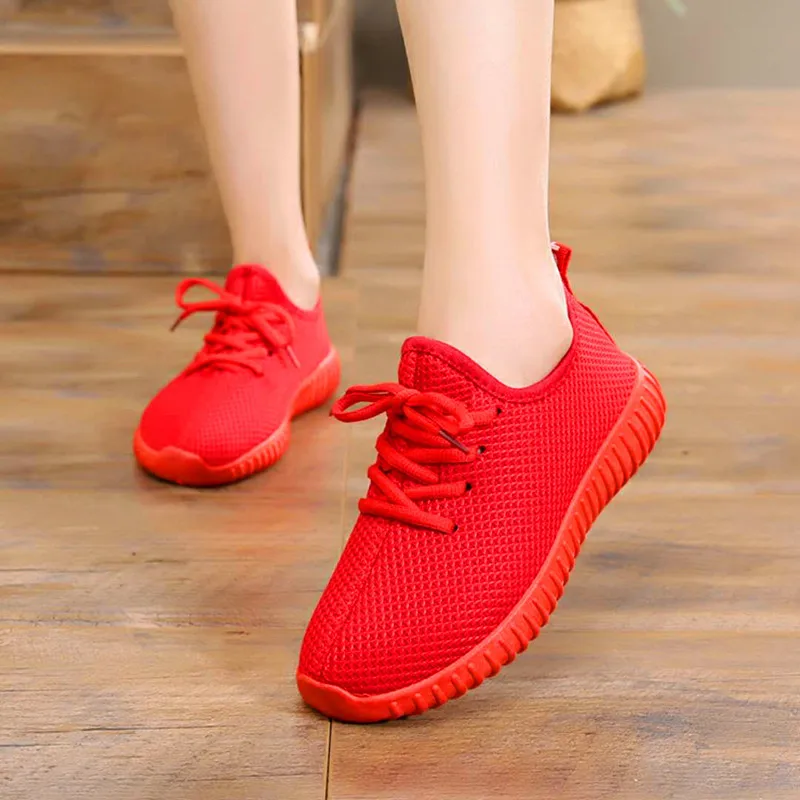 

2018 Summer Fashion Korean Black Red Sneakers Women Flats Designer Sneakers Women Breathable Mesh Casual Shoes Tenis Feminino