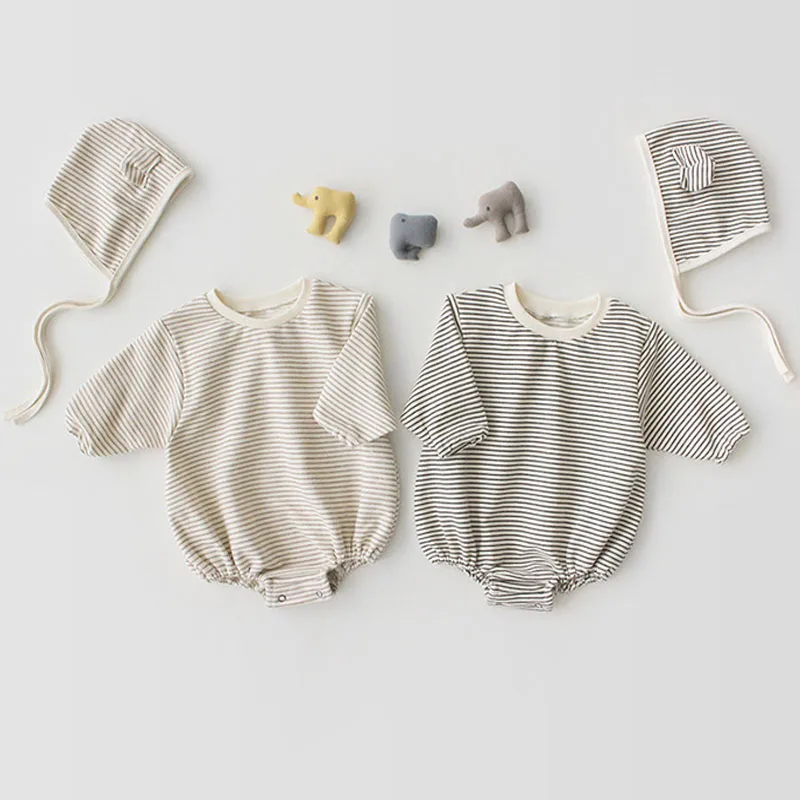 Боди для маленьких мальчиков; комбинезон для маленьких девочек; милая полосатая шапка с маленькими ушками+ топ с длинными рукавами; хлопковый комплект из 2 предметов; Одежда для новорожденных