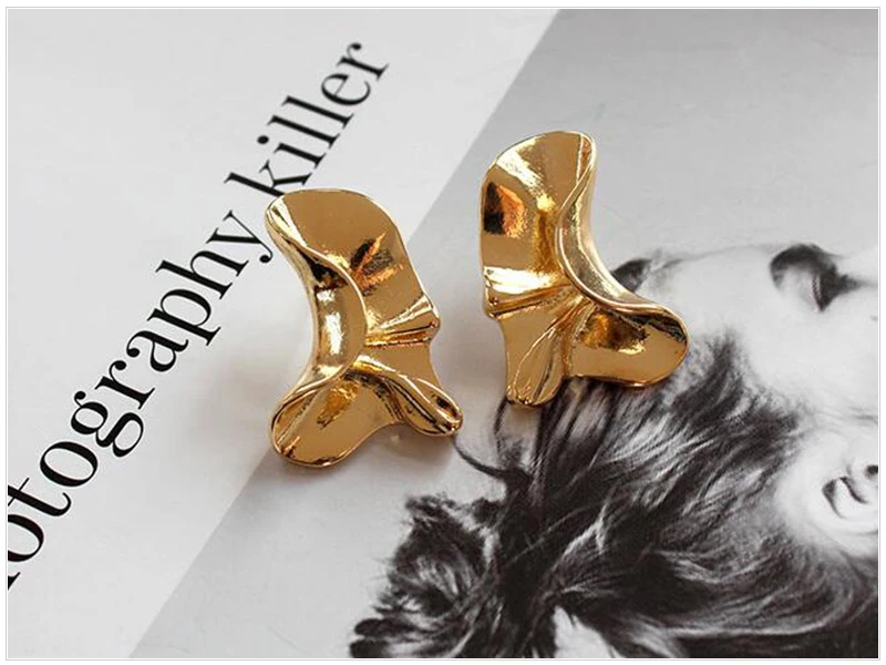 Gold Earrings  (4)