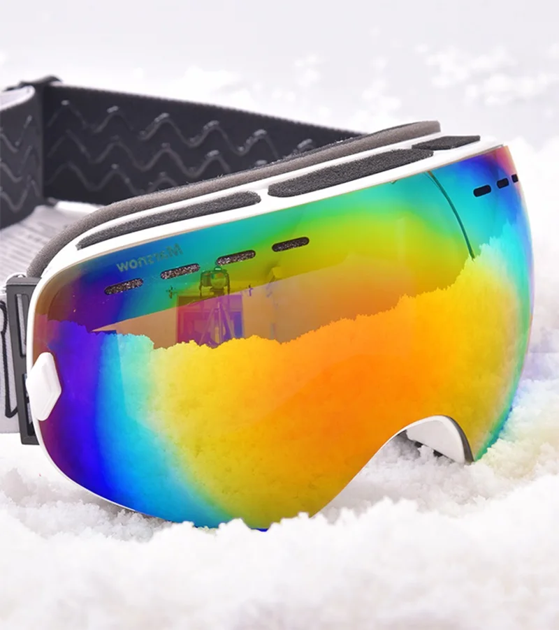skiing goggles (1)
