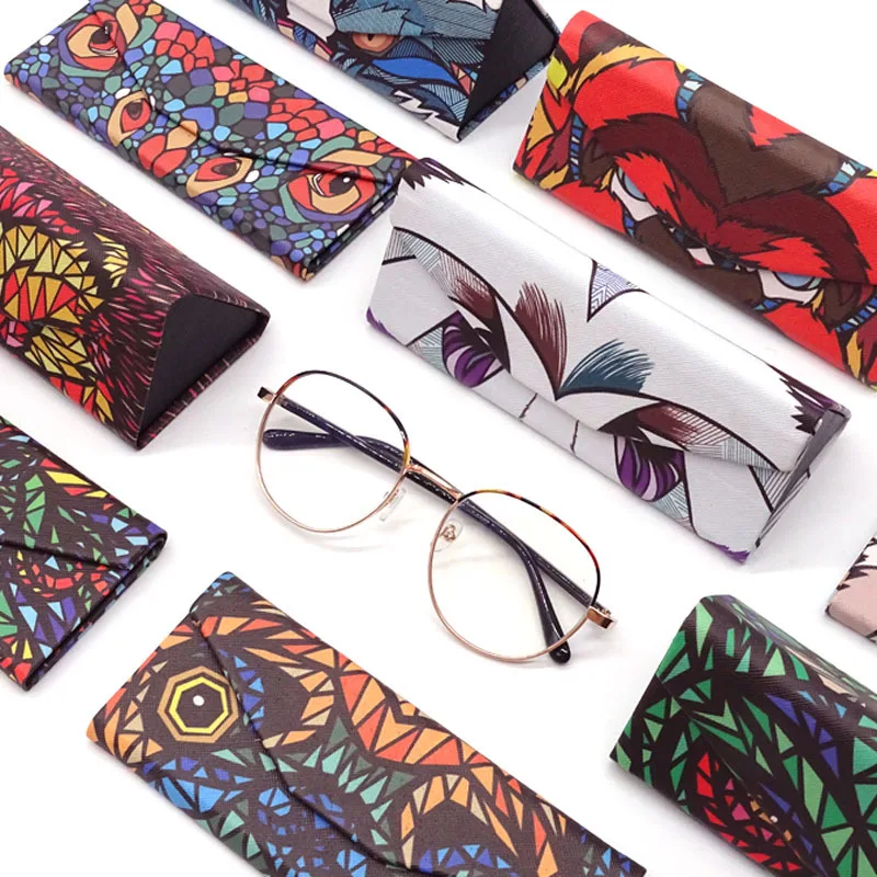 

KLASSNUM New Triangle Foldable Glasses Case Cartoon Animal Eyeglasses Box Protable Sunglasses Container Eyewear Accessories