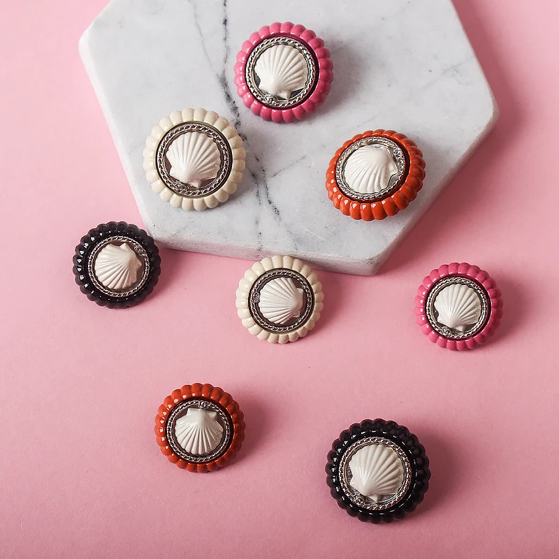 

5PCS Shell shape high quantity 19-23mm gold with Pearl metal buttons, clothing accessories,shirt,brand buttons F1
