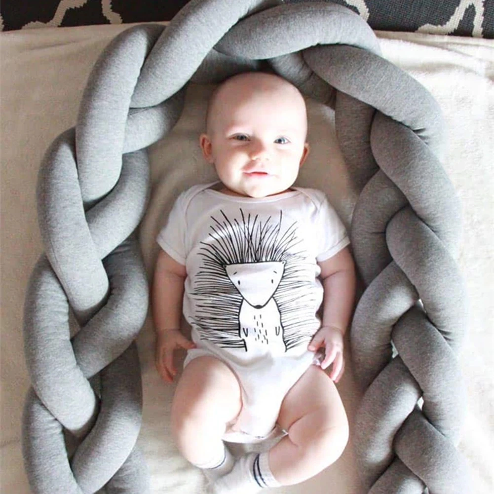 Новое прибытие кроватки бампер новорожденный четыре твист плетение плюшевый узел мяч протектор детская комната украшение кровать обхват